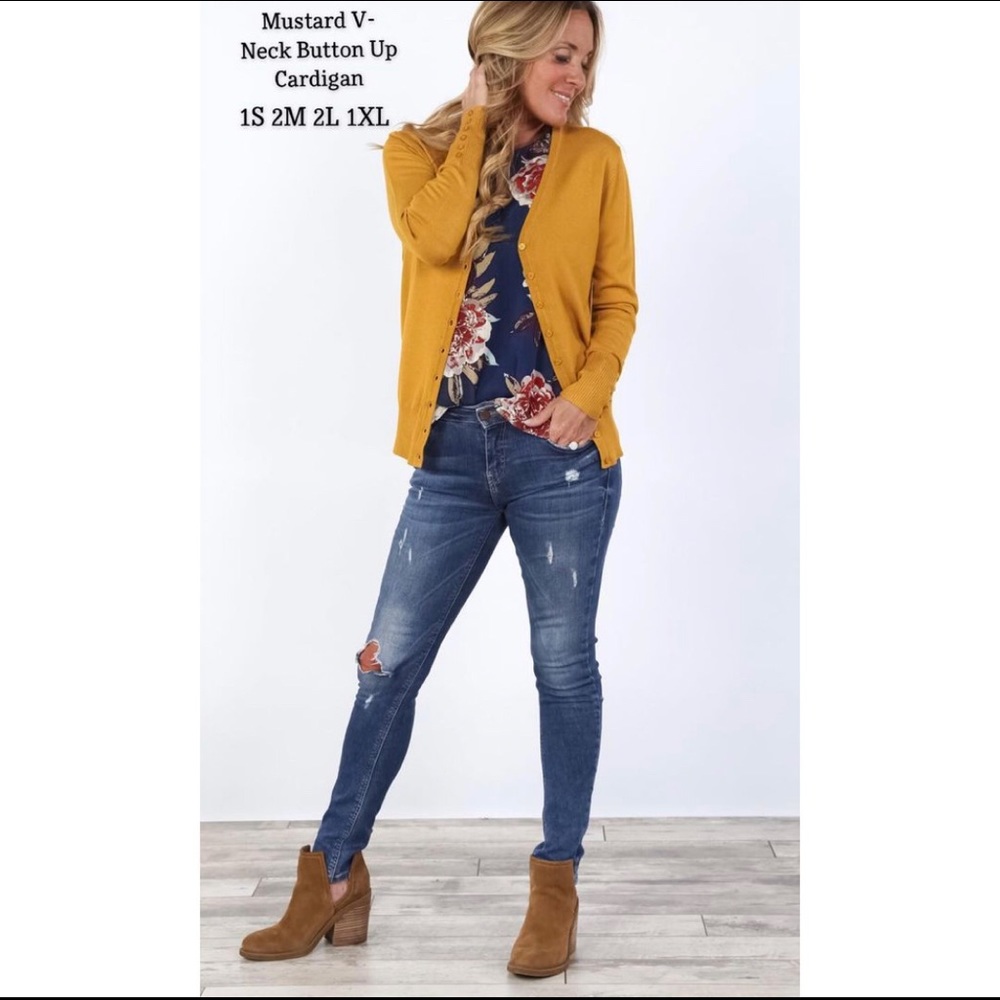 V-Neck Cardigan Mustard